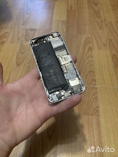 Корпус iPhone SE 2016