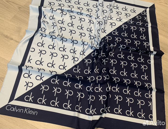 Платки Calvin Klein 90x90см шелк 4 цвета