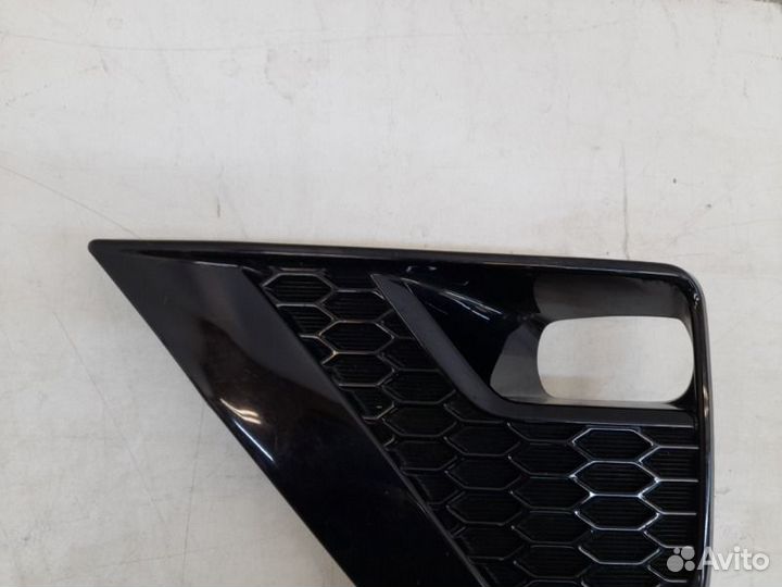 Окантовка птф передняя левая Toyota Land Cruiser