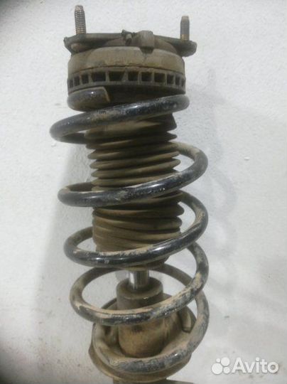 Амортизатор передний правый Ford Fusion