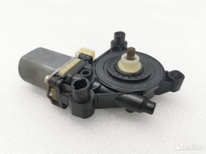 Мотор стеклоподъемника передний левый Skoda