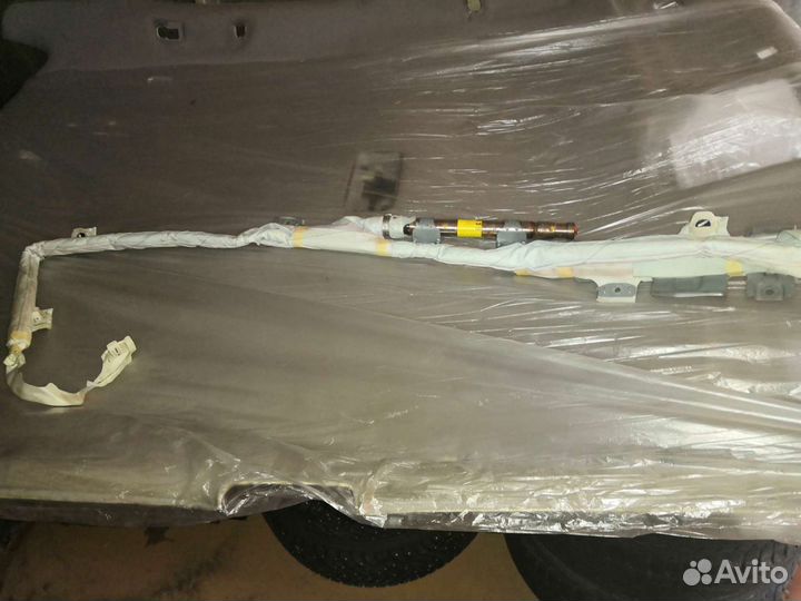 Шторка правая сторона тойота камри 40