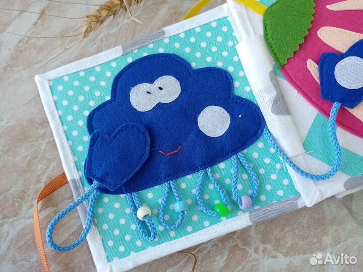 Развивающая книжка из фетра