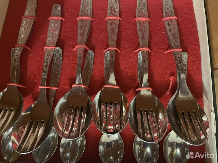 Столовые приборы новые