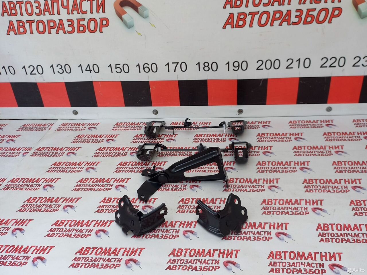 Кронштейн крепление заднего сиденья Тойота Рав 4