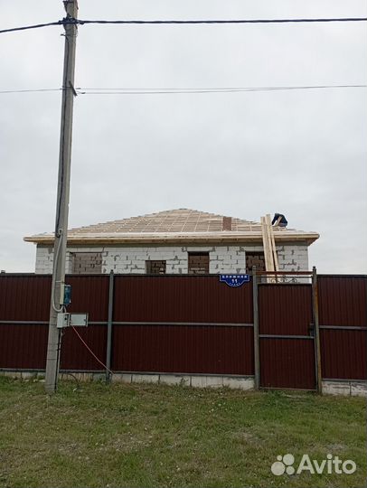 Бригада строителей