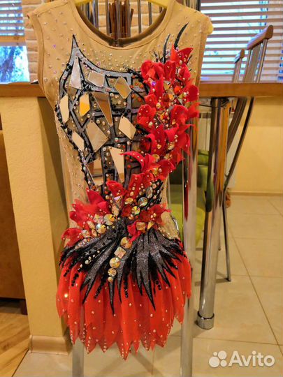 Купальник для художественной гимнастики