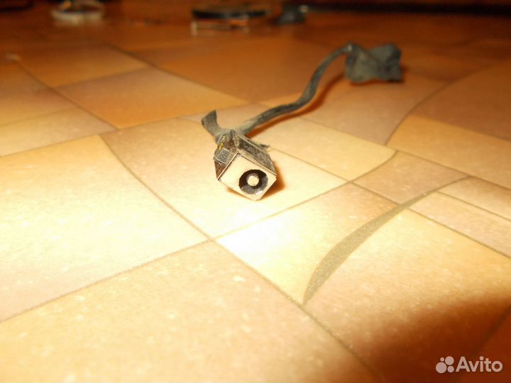 Провод питания ноутбука днс