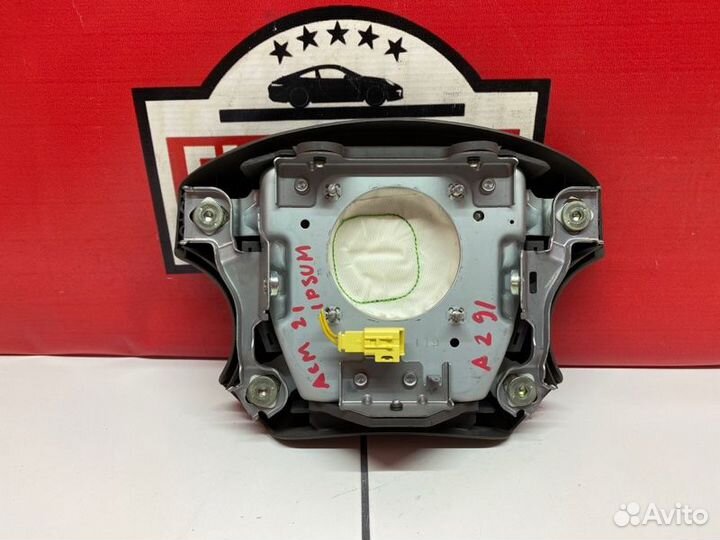 Подушка безопасности водителя Toyota Ipsum ACM21