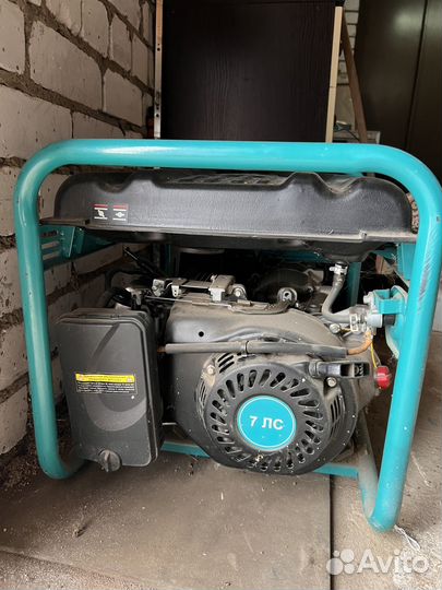 Генератор бензиновый 2.5 квт