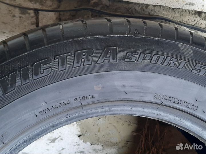 Maxxis Victra Sport VS-5 SUV 235/65 R18