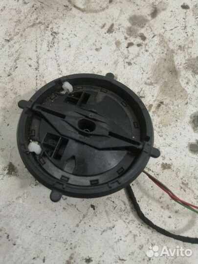 Моторчик зеркала левого