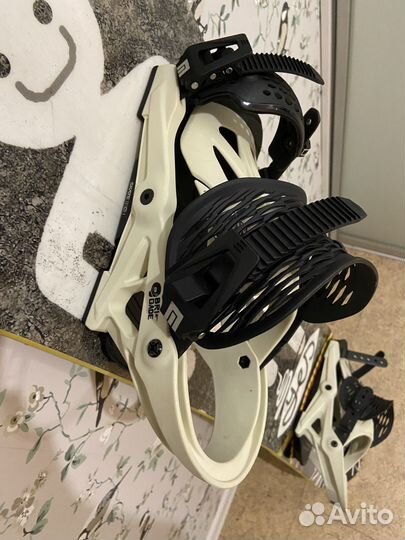 Сноуборд Yes Dicey