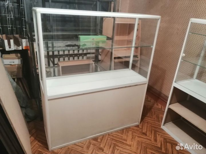 Шкаф