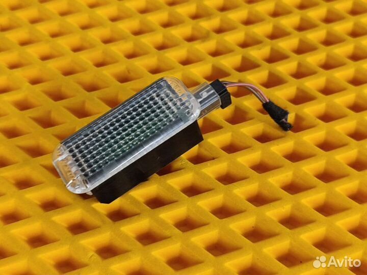 Плафон бардачка Audi A5 8T 3.2 cala 2008