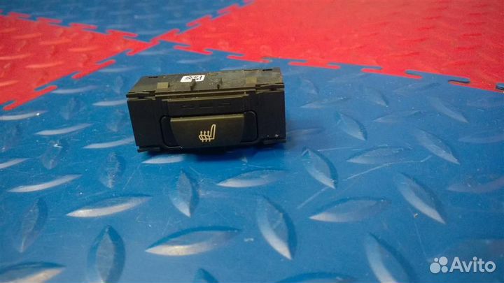 Кнопка обогрева сидений BMW X3 F25