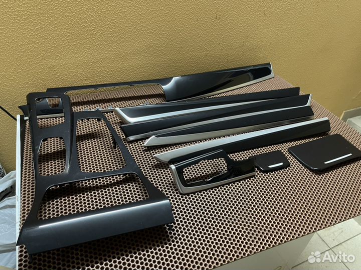 Декоративные накладки салона BMW F10