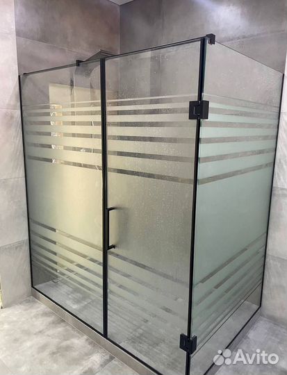Душевая кабина из стекла