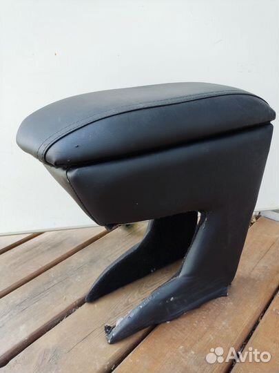 Подлокотник renault kaptur