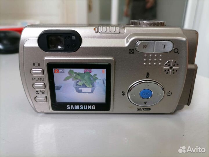 Компактный фотоаппарат samsung