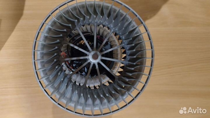 Мотор вентилятора печки (отопителя салона) для Мер