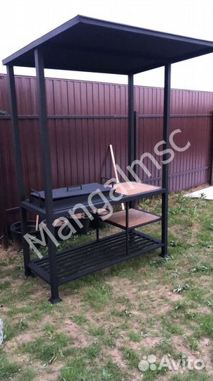 Мангал с крышей