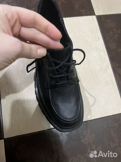 Полуботинки