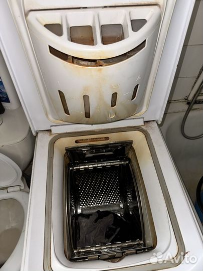 Стиральная машина с вертикальной загрузкой