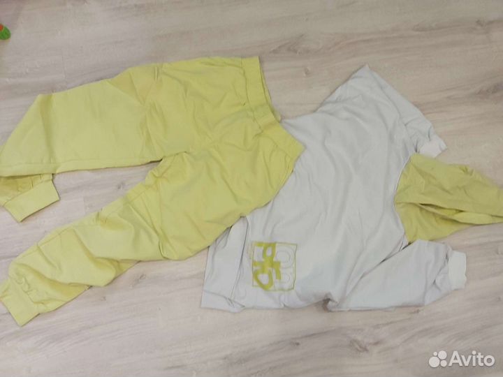 Спортивный костюм