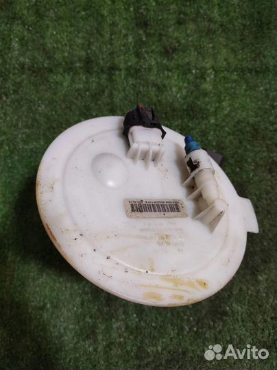 Топливный насос Opel astra H 2009