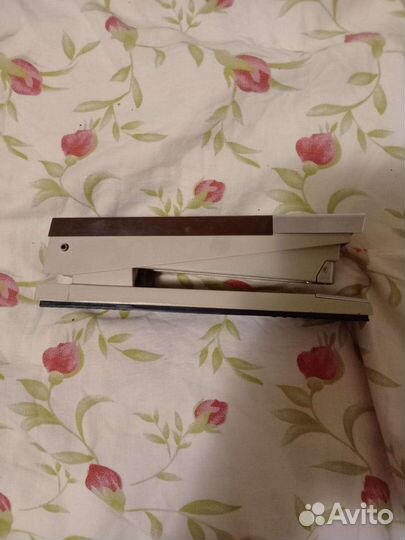 Степлер большой