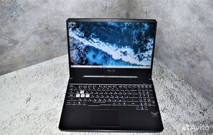 Игровой ноутбук Asus на Ryzen 5 3550H RX 560X 16GB