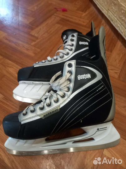 Коньки новые