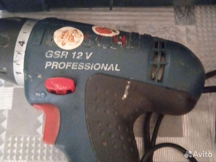 Шуруповерт bosch 12v