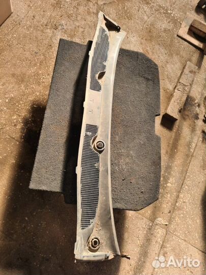 Жабо Renault Fluence седан M4R 2011