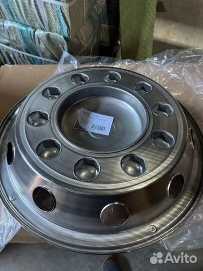 Колпак колеса задний R22,5 задний