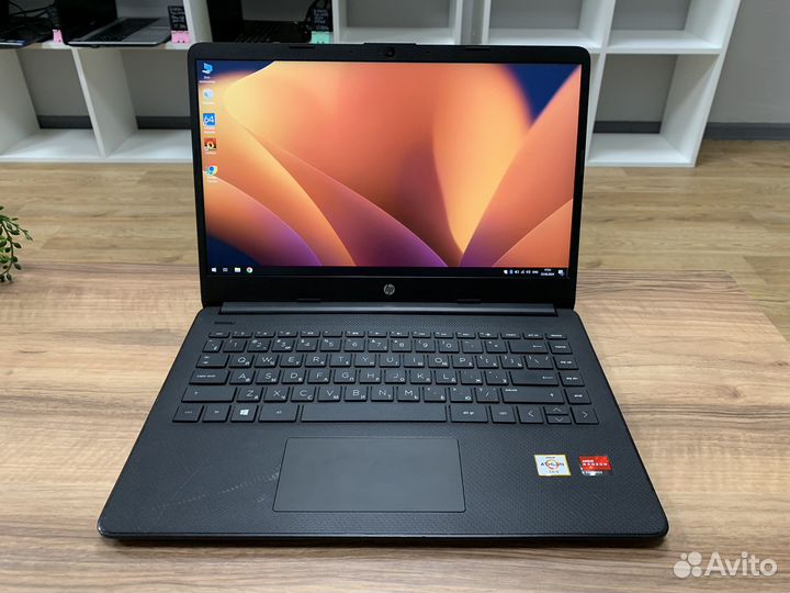 Ноутбук HP AMD/8gb/256ssd