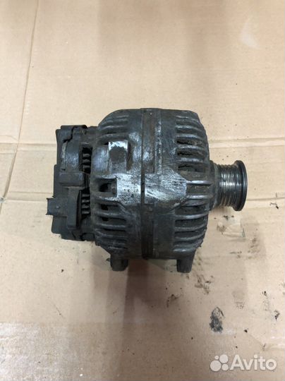 Генератор Renault Master