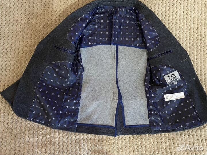 Школьный костюм(пиджак плотный трикотаж)