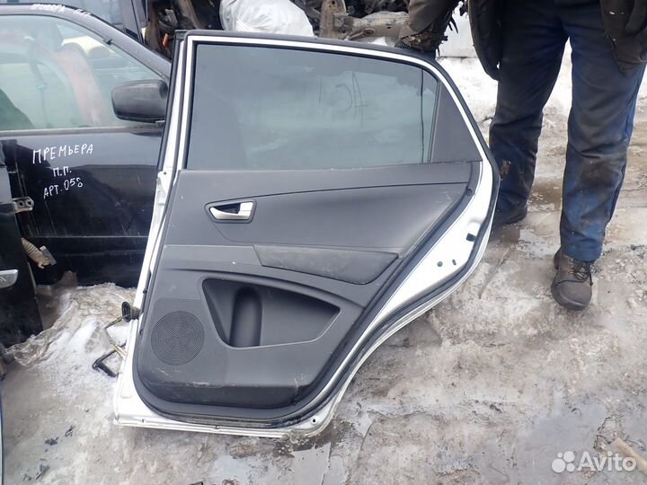 Дверь задняя правая для Ssang Yong Actyon New