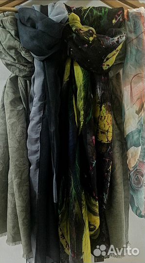 Шарфы и Палантины новые