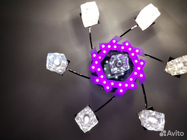 Светильник потолочный подвесной