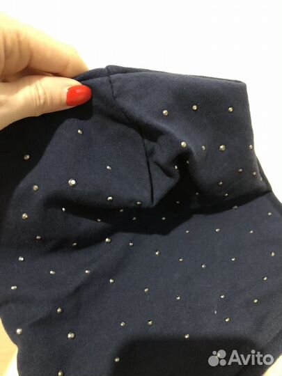 Шапка демисезон. Стразы все целые Новая