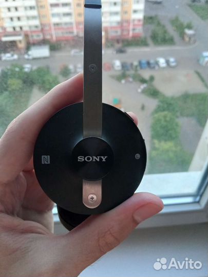 Bluetooth наушники Sony SBH-60