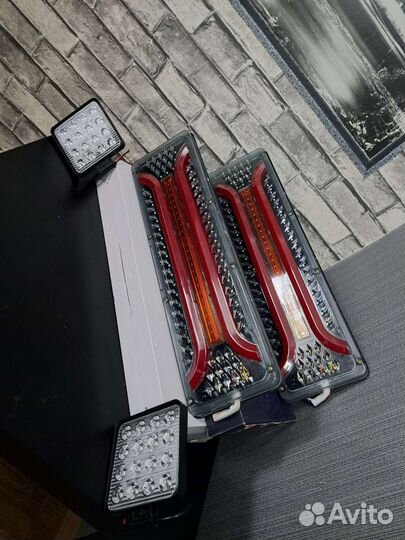 Задние фонари на грузовик Led