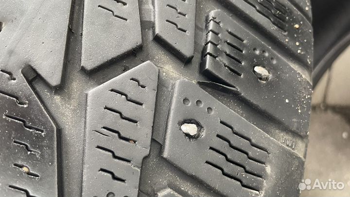 Nokian Tyres Hakkapeliitta 7 245/45 R18