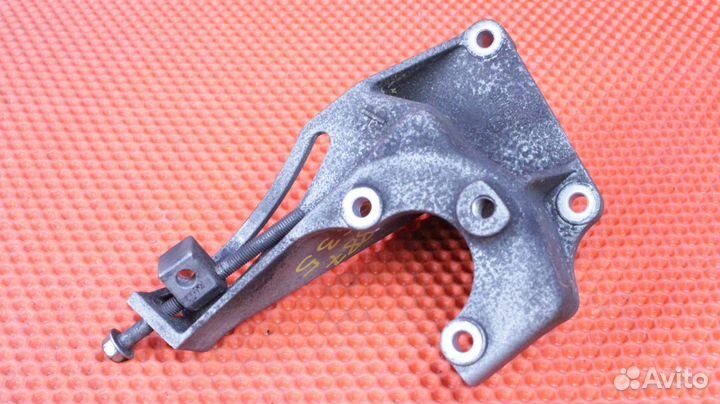 Кронштейн гур лево Subaru Legacy CBA-BP5 EJ20 2287