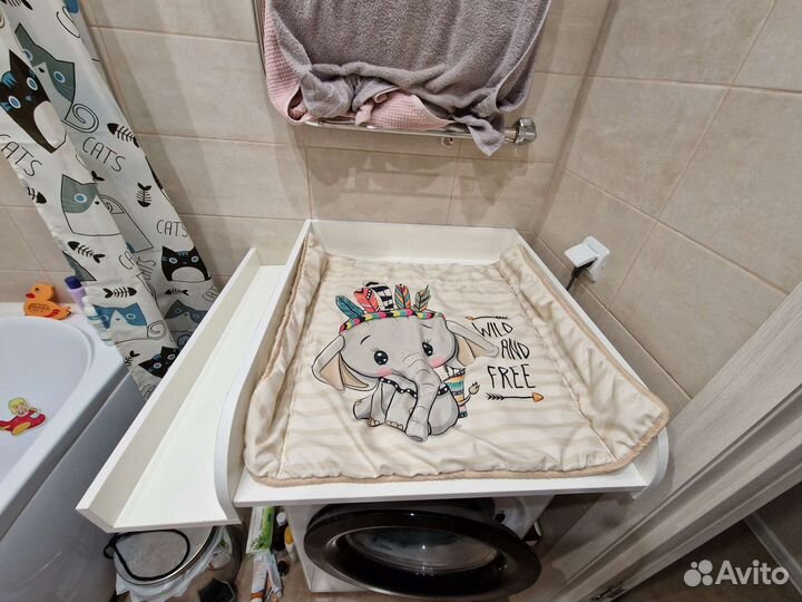 Пеленальный столик