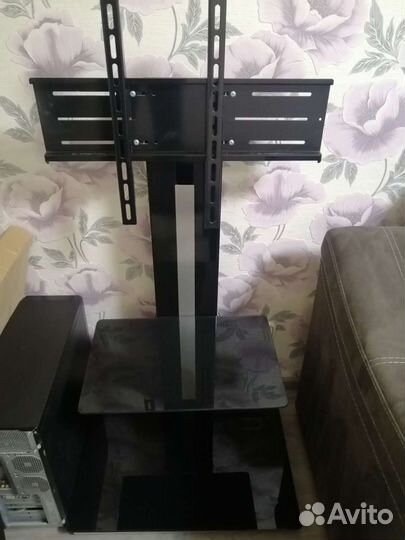 Стойка для телевизора
