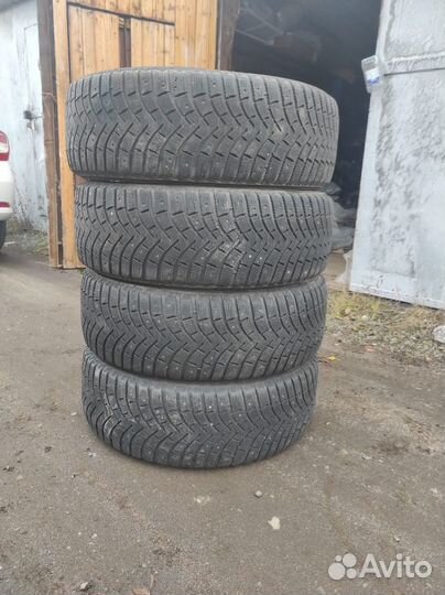 Michelin Latitude X-Ice North 225/60 R18 104T